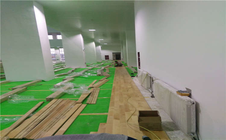 學(xué)校運動體育地板生產(chǎn)廠家
