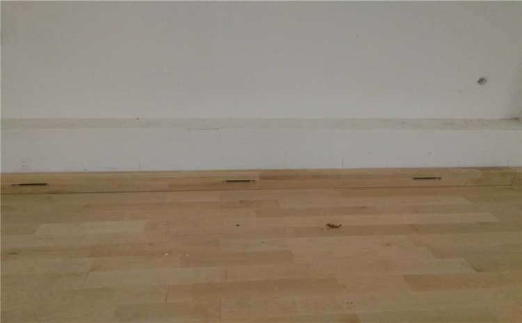 1042.jpg 1042.jpg